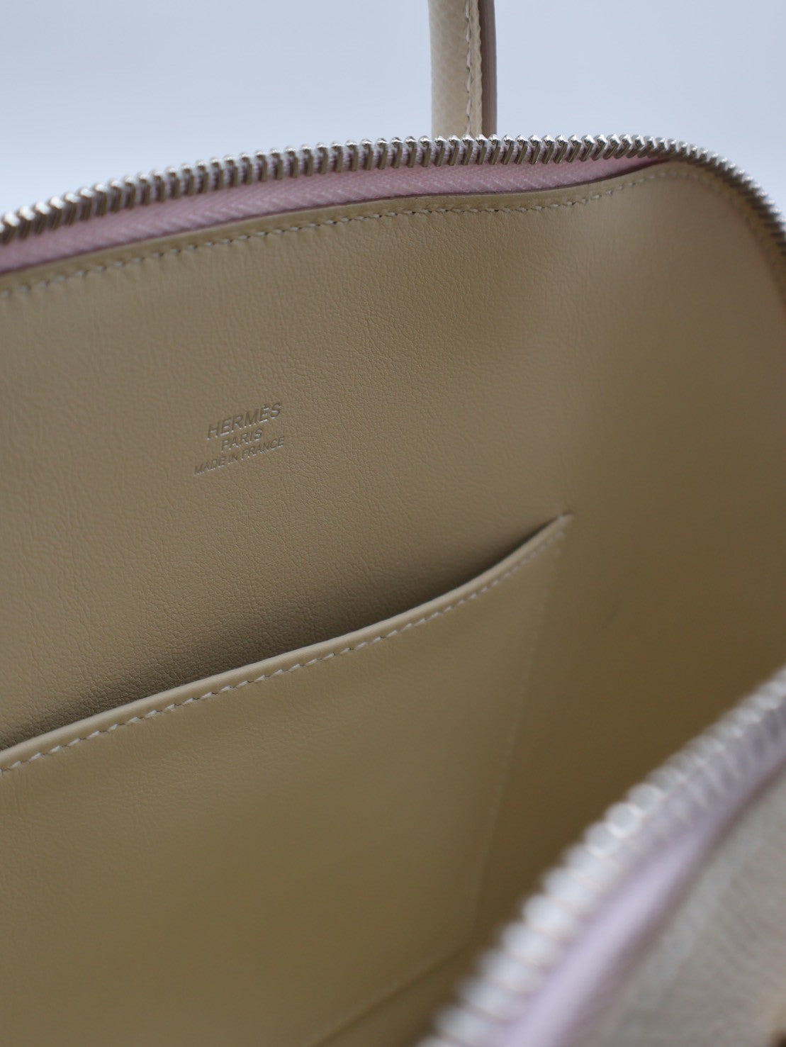 HERMES Bolide 25 - Craie/Mauve Pale/Gold 奶昔白/夢幻紫/金棕銀 B