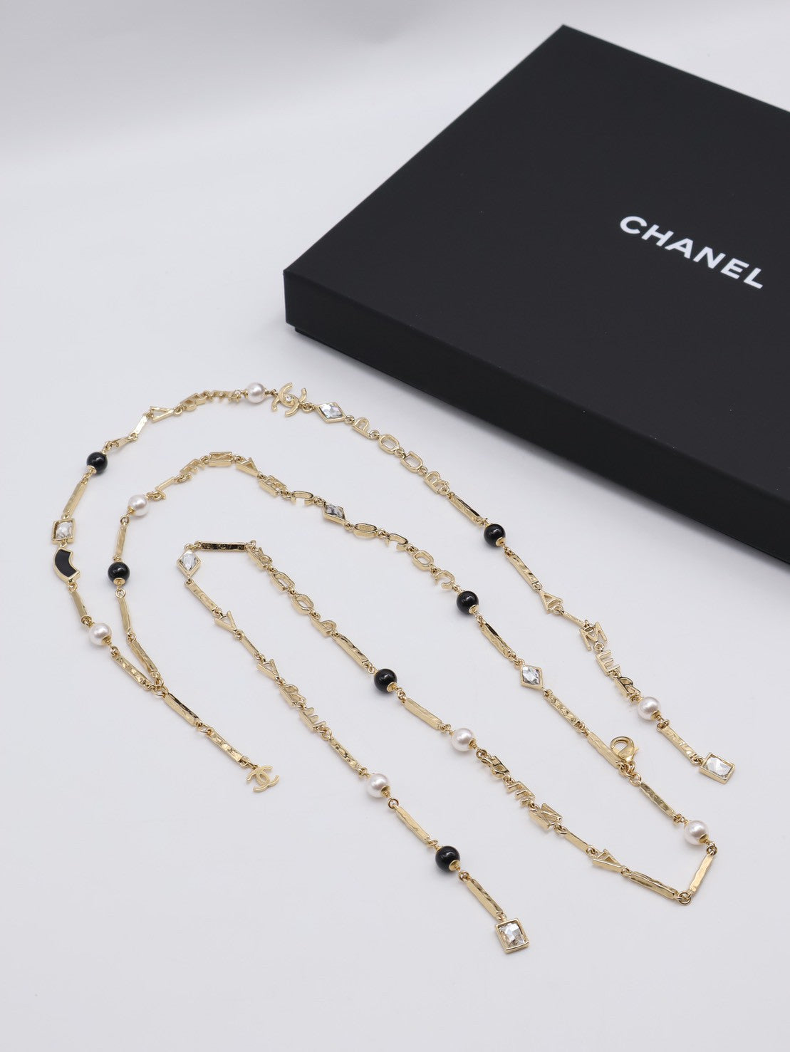CHANEL 26X字母珍珠元素長項鍊