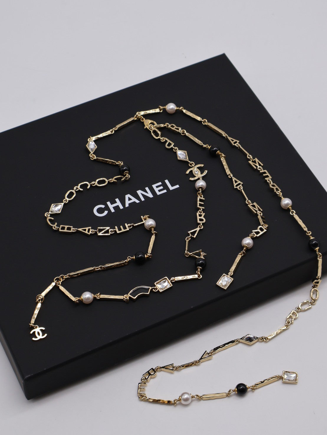 CHANEL 26X字母珍珠元素長項鍊