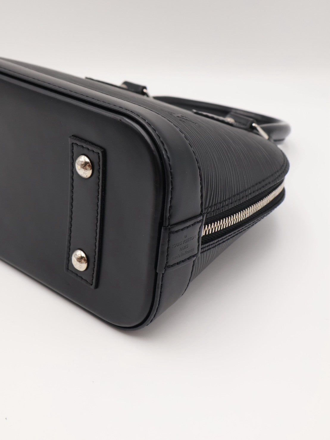 LOUIS VUITTON Alma BB - 黑