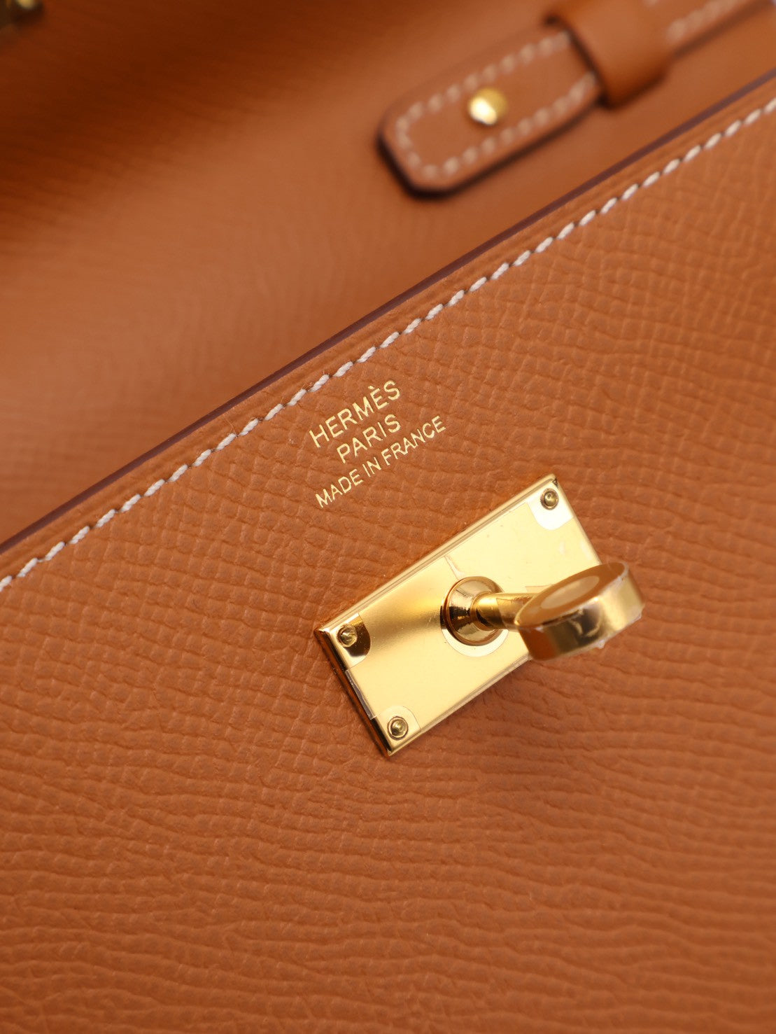 HERMES Kelly To Go - Gold 37 金棕金 Y