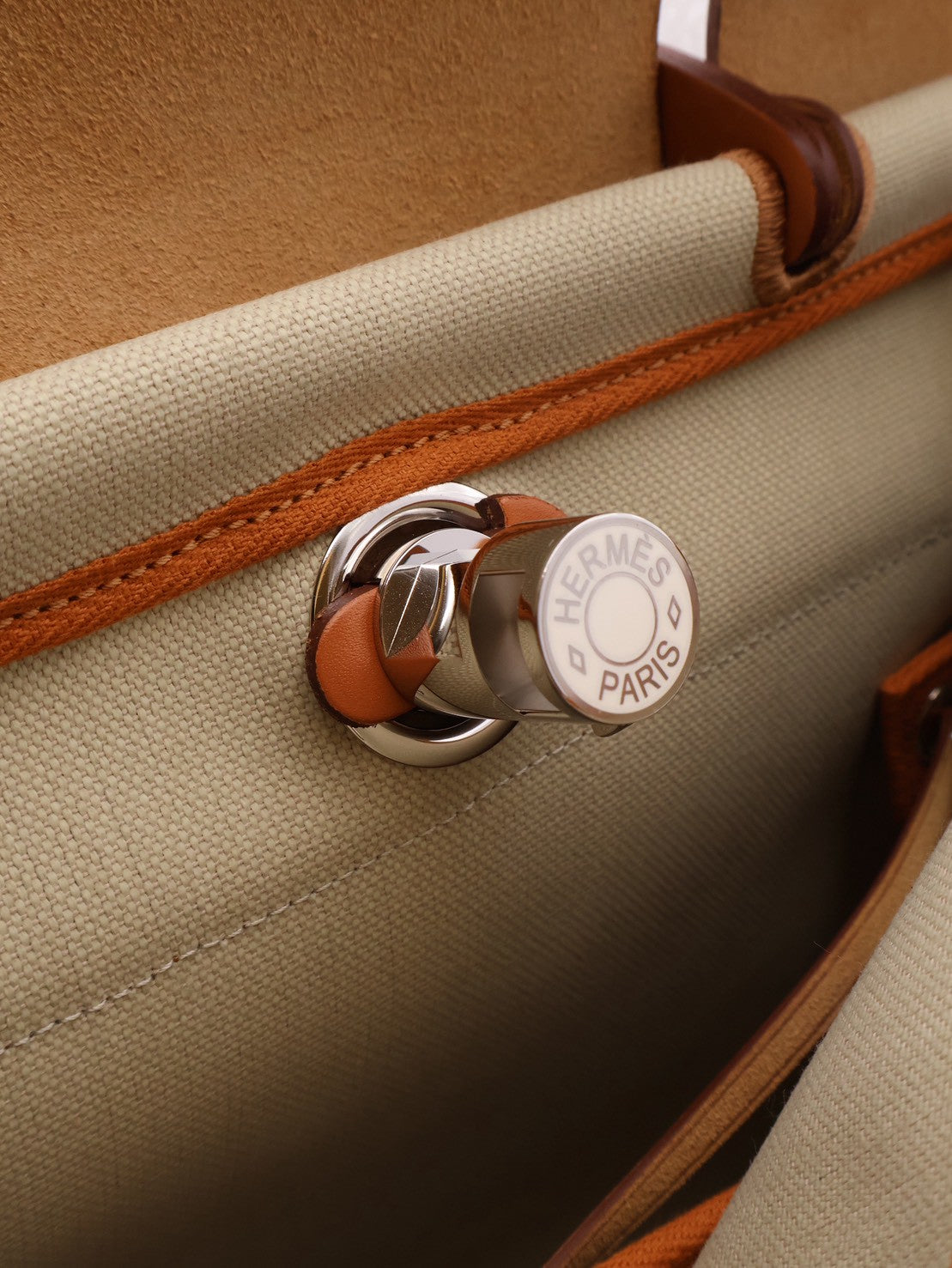 HERMES Herbag Zip 31 - Gold 米白/金棕琺瑯銀釦 B