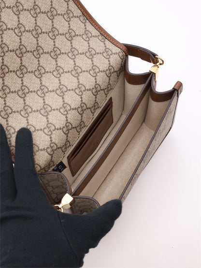 GUCCI  Retro風琴包