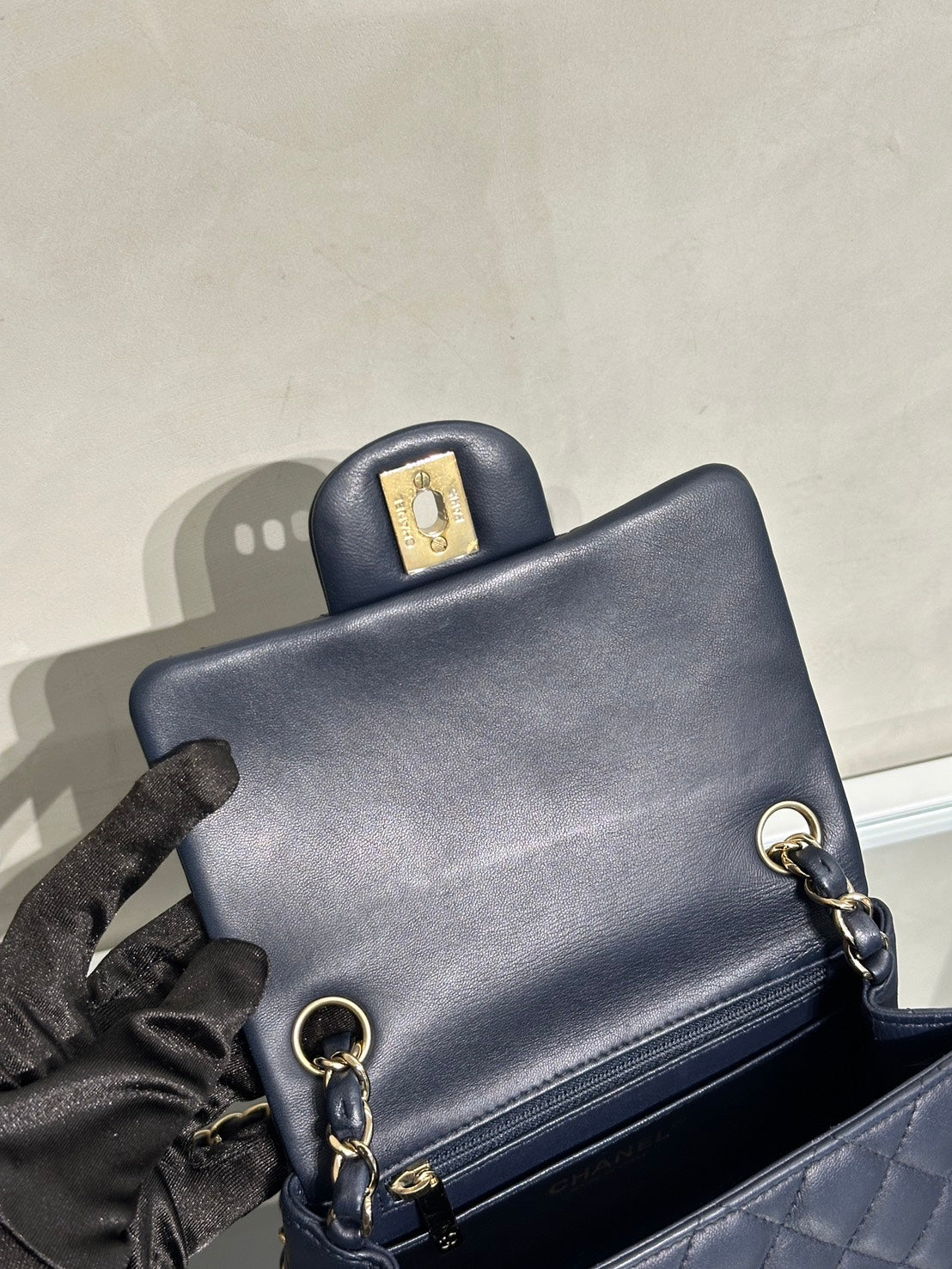 CHANEL 經典口蓋包方胖子 17 - 深藍金29開