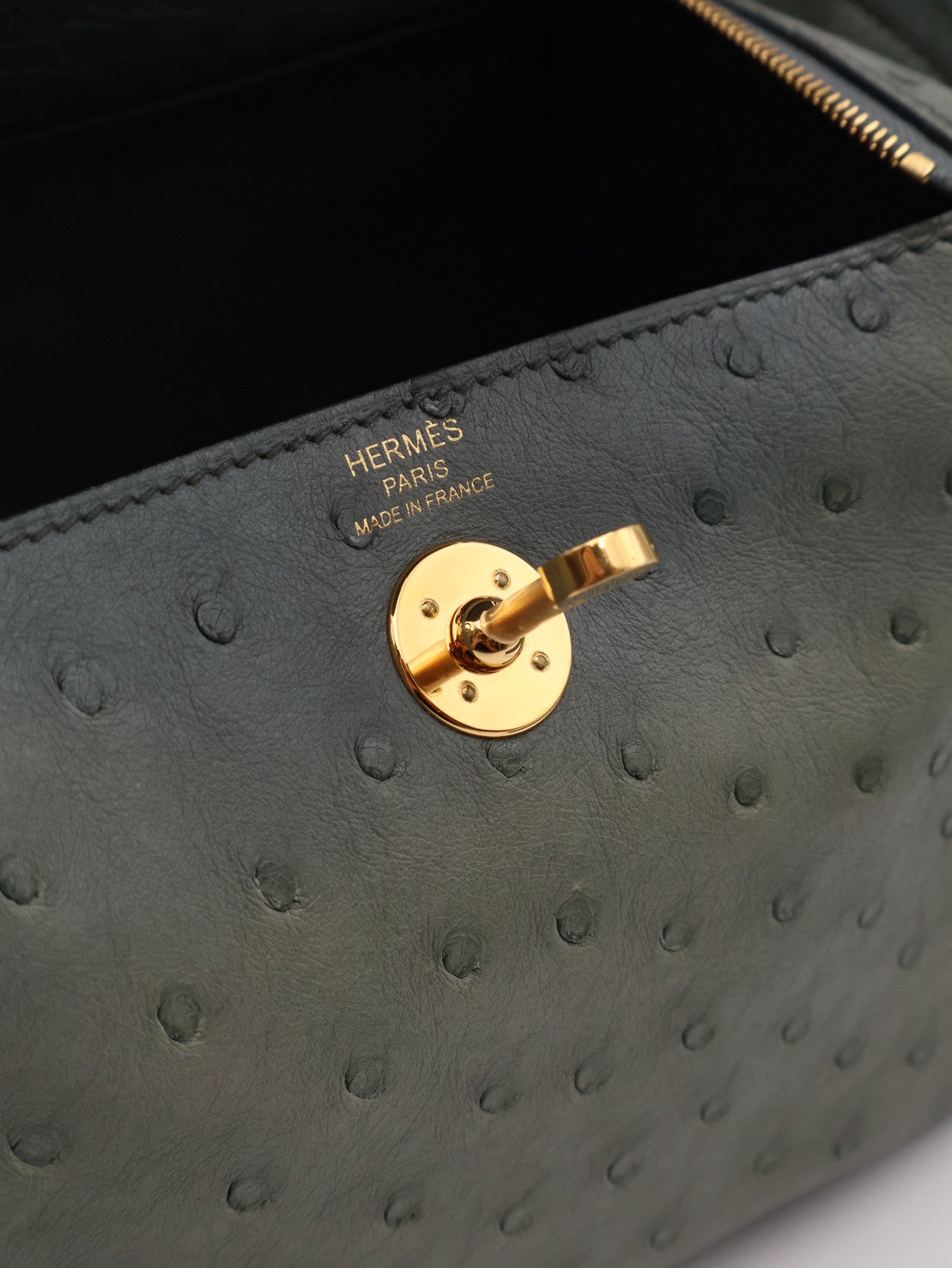 HERMES Mini Lindy - Vert Amande 63 鴕鳥皮杏仁綠金 U