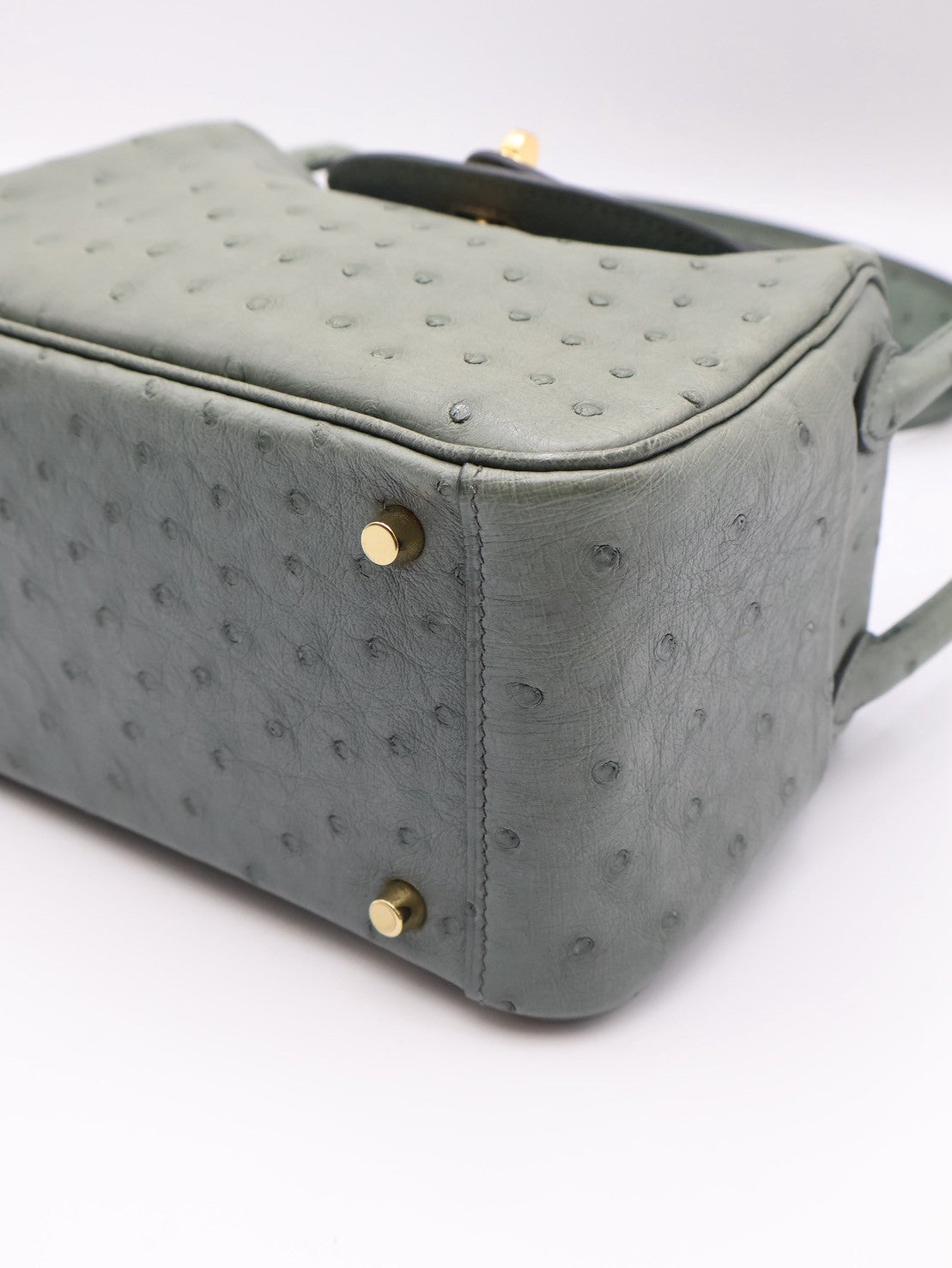 HERMES Mini Lindy - Vert Amande 63 鴕鳥皮杏仁綠金 U
