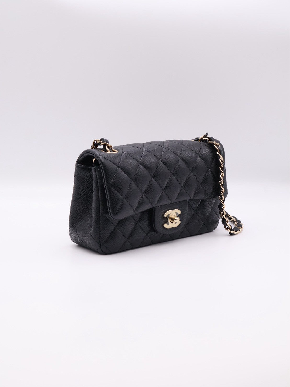 CHANEL 經典口蓋包Mini CF20 - 粒面牛皮黑金25開