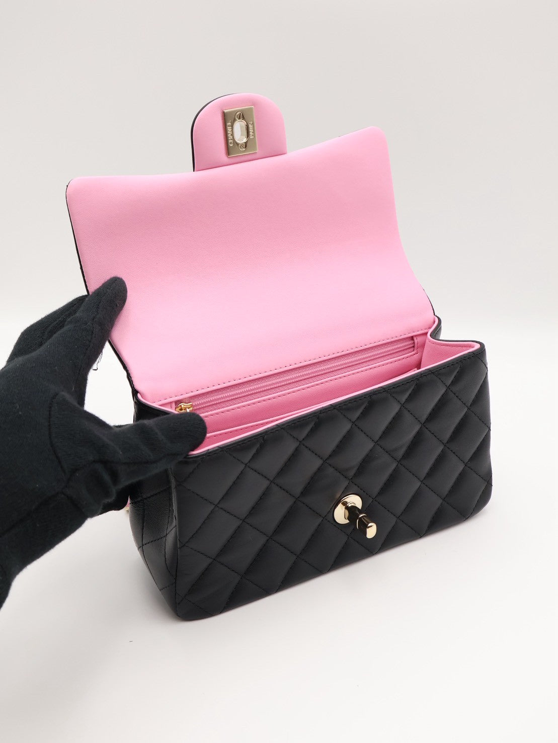CHANEL 23P Handle Mini CF20 - 黑拚粉金
