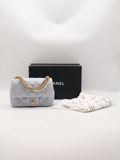 CHANEL 24P珍珠鍊手提方胖子 - 淺藍