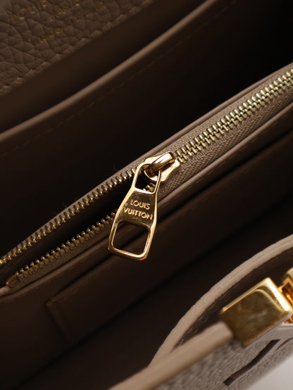 LOUIS VUITTON My Capucines - 裸粉