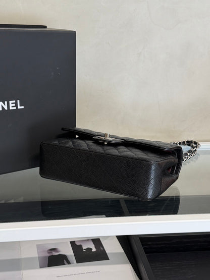 CHANEL 經典口蓋包 CF23 - 粒面牛皮黑銀