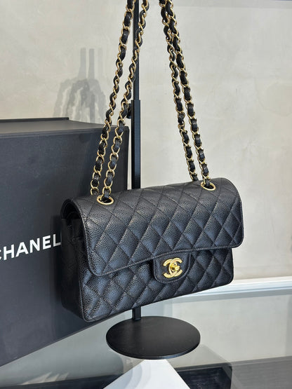 CHANEL 經典口蓋包 CF23 - 粒面牛皮黑金28開