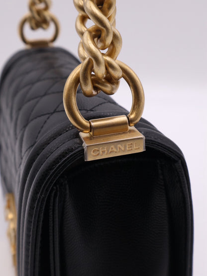 CHANEL Boy20 粒面牛皮口蓋包 - 黑金26開