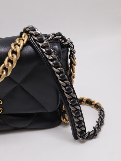 CHANEL 19 Bag 菱格紋羊皮手提肩背包 26 - 黑金