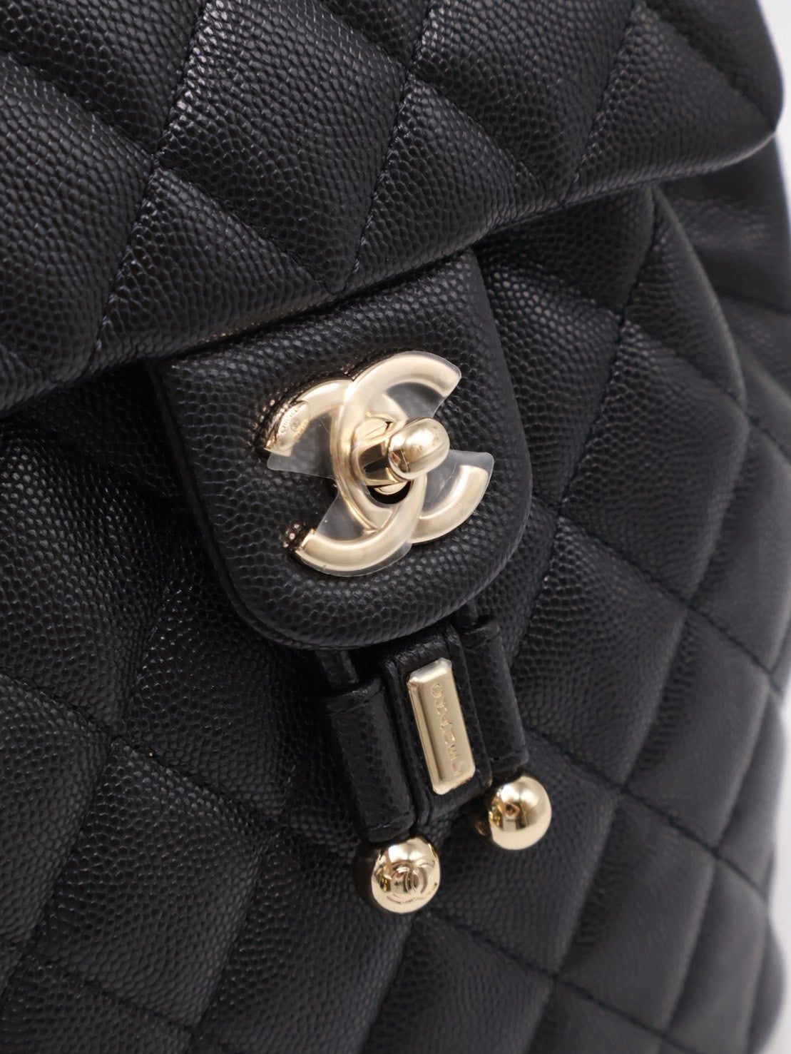 CHANEL 薩爾茨堡雙肩包 - 小號黑金