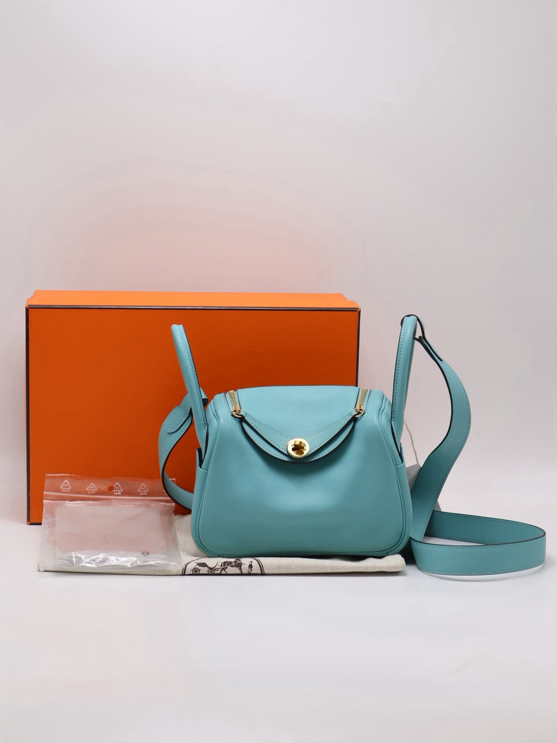 HERMES Mini Lindy - Bleu Atoll 3P 馬卡龍藍金 Y