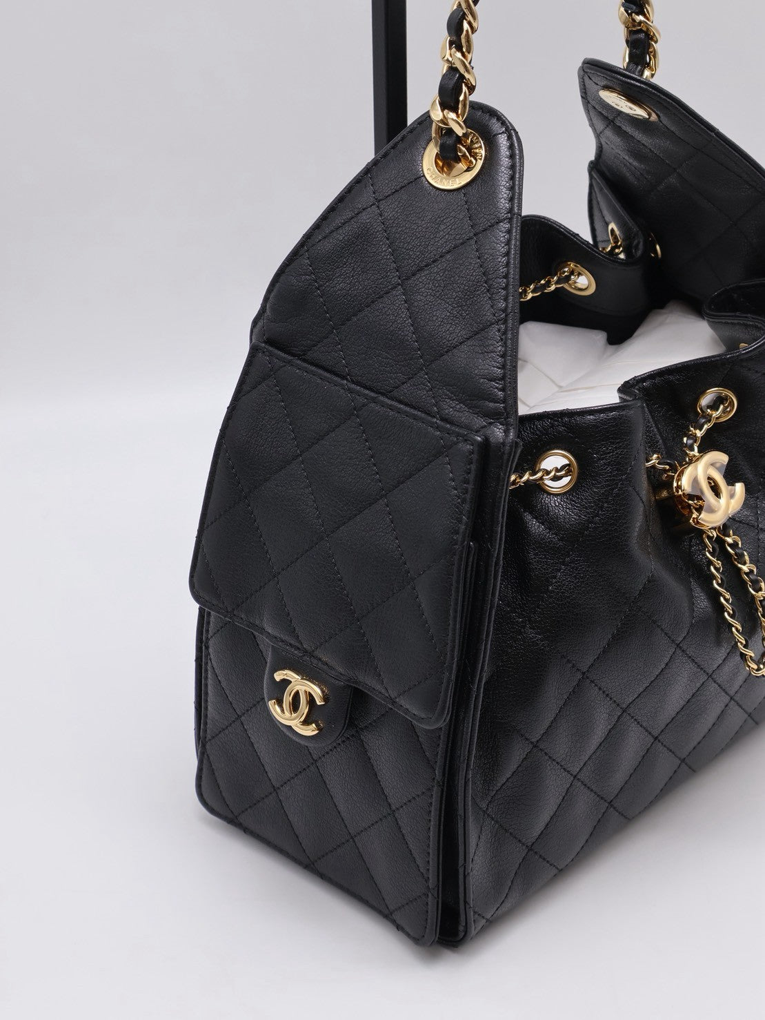CHANEL 25 Hobo Bag - 小號黑亮金