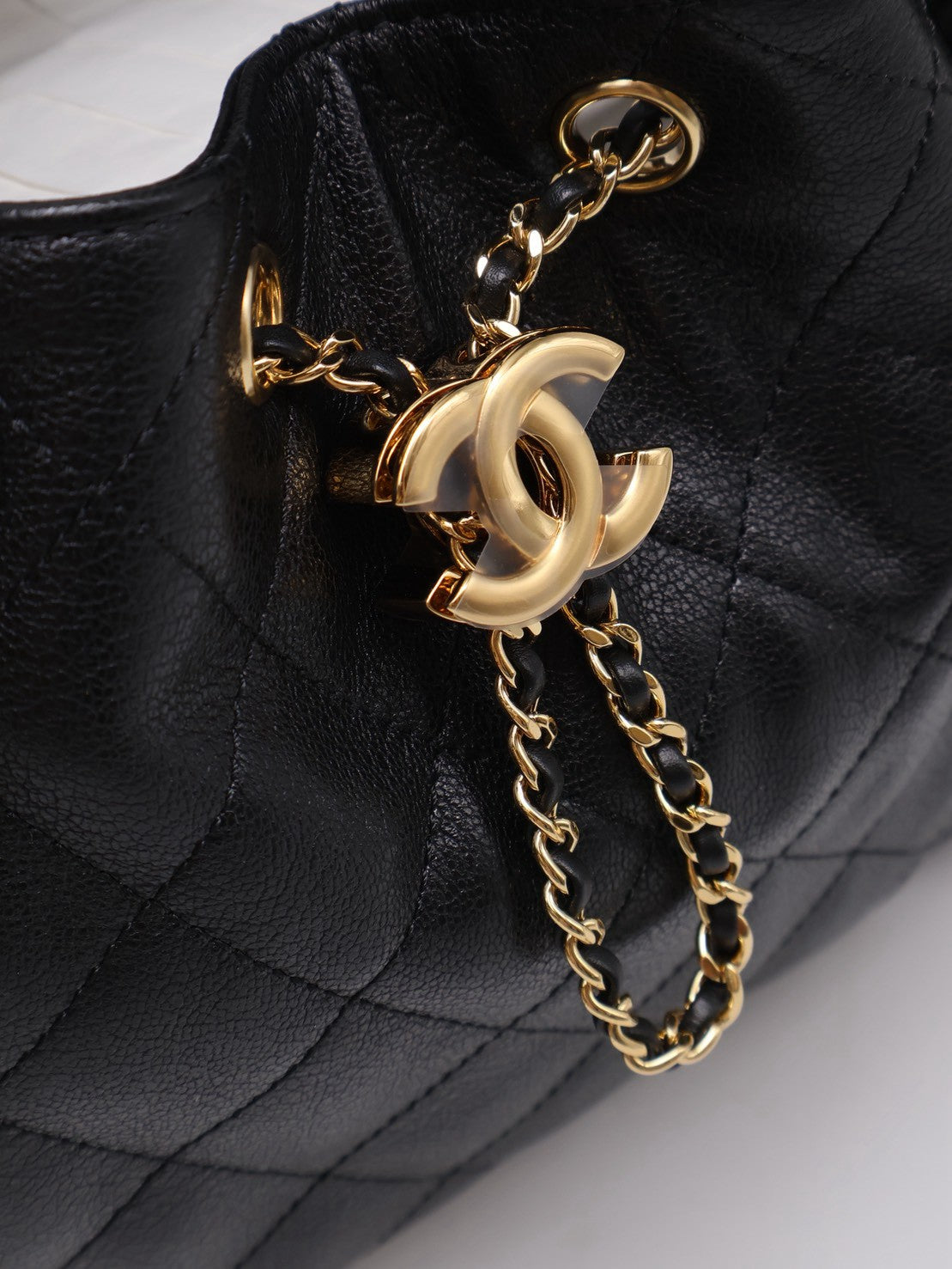 CHANEL 25 Hobo Bag - 小號黑亮金