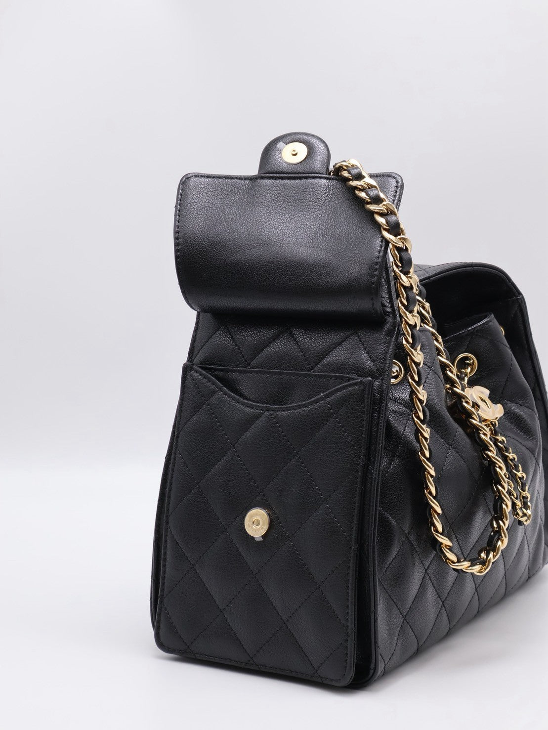 CHANEL 25 Hobo Bag - 小號黑亮金