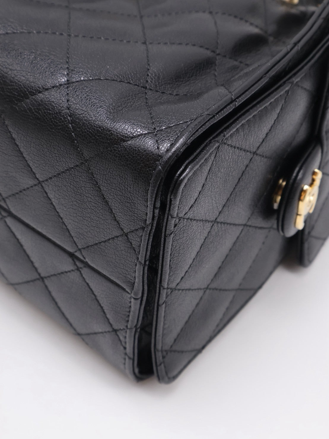 CHANEL 25 Hobo Bag - 小號黑亮金