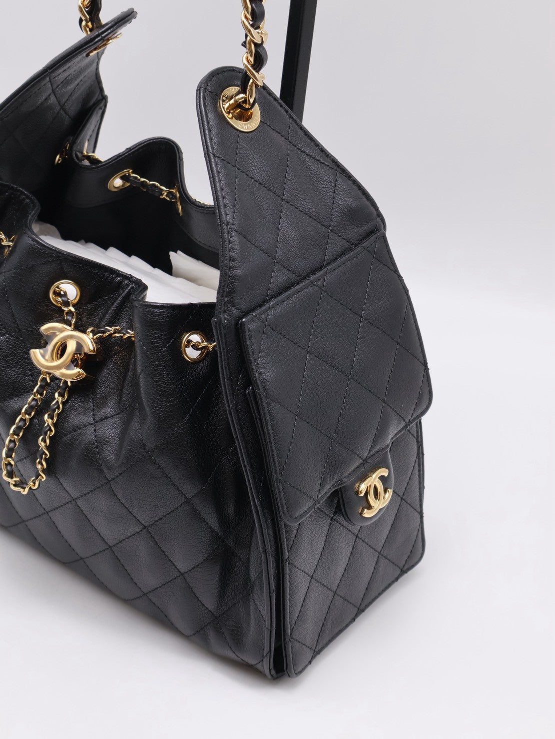 CHANEL 25 Hobo Bag - 小號黑亮金