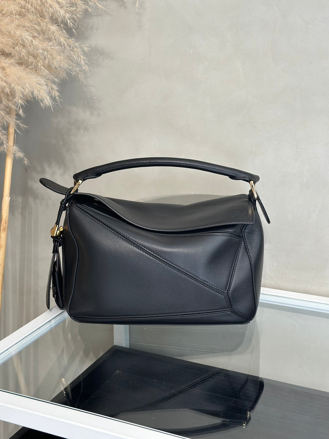 LOEWE Puzzle小牛皮手袋 - 小號黑