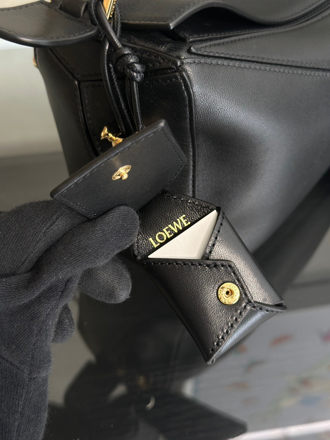 LOEWE Puzzle小牛皮手袋 - 小號黑