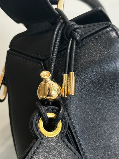 LOEWE Puzzle小牛皮手袋 - 小號黑