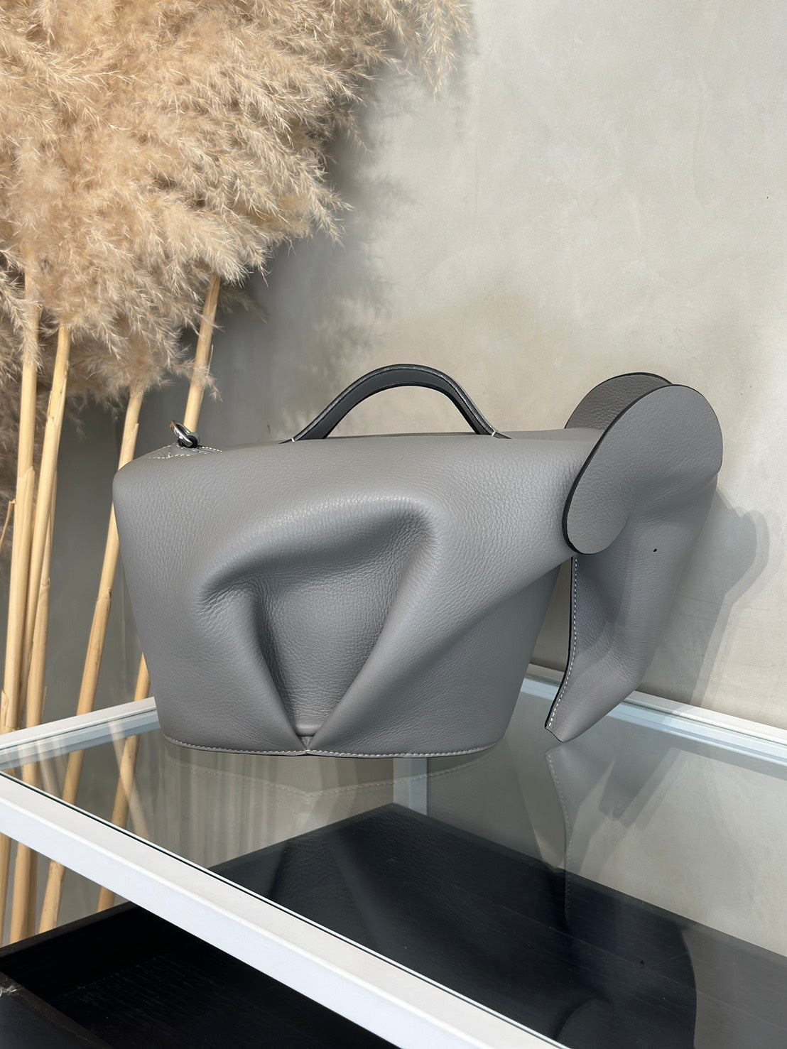 LOEWE Elephant大象包 - 中號灰