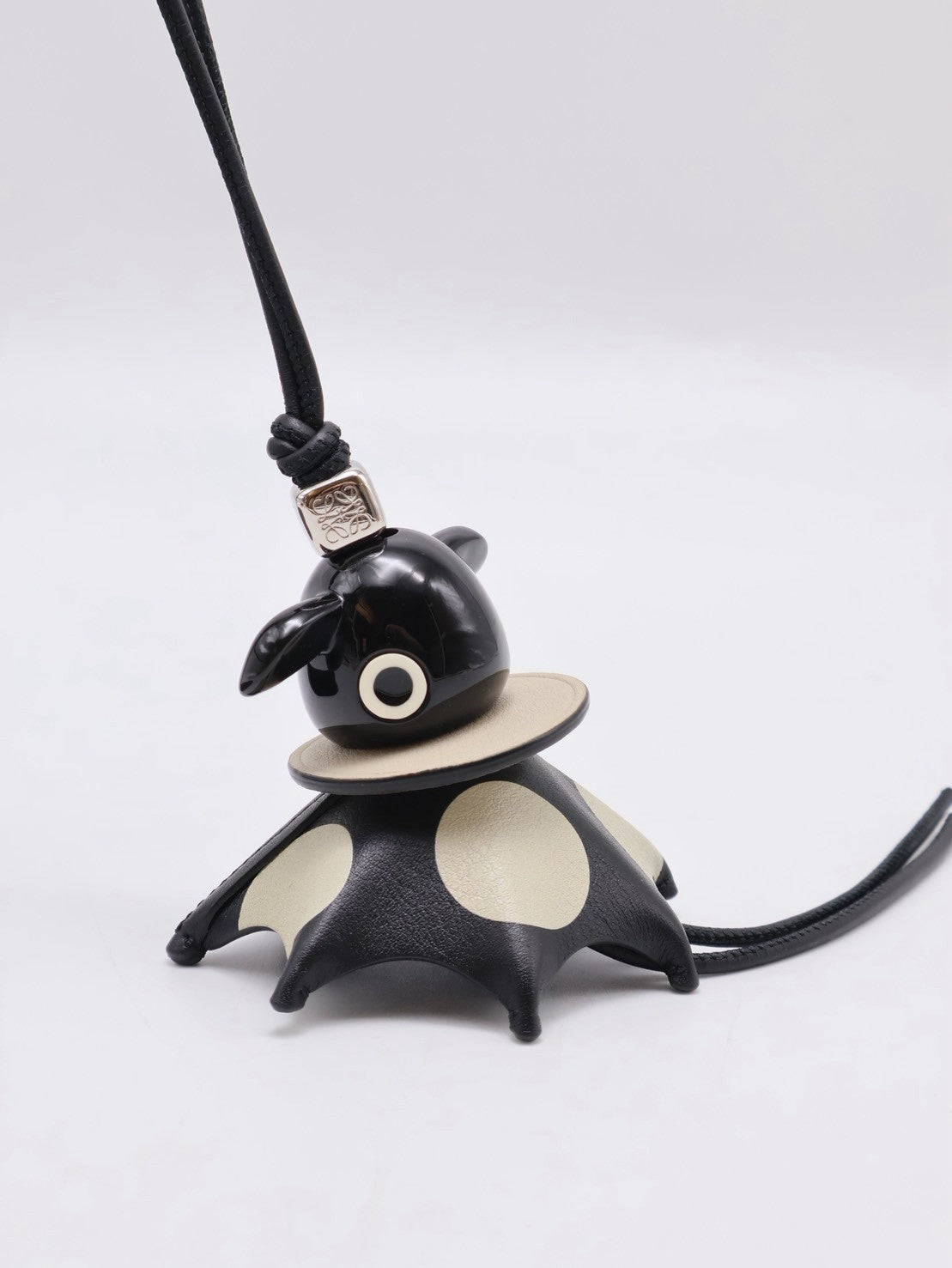 LOEWE 波波小精靈吊飾