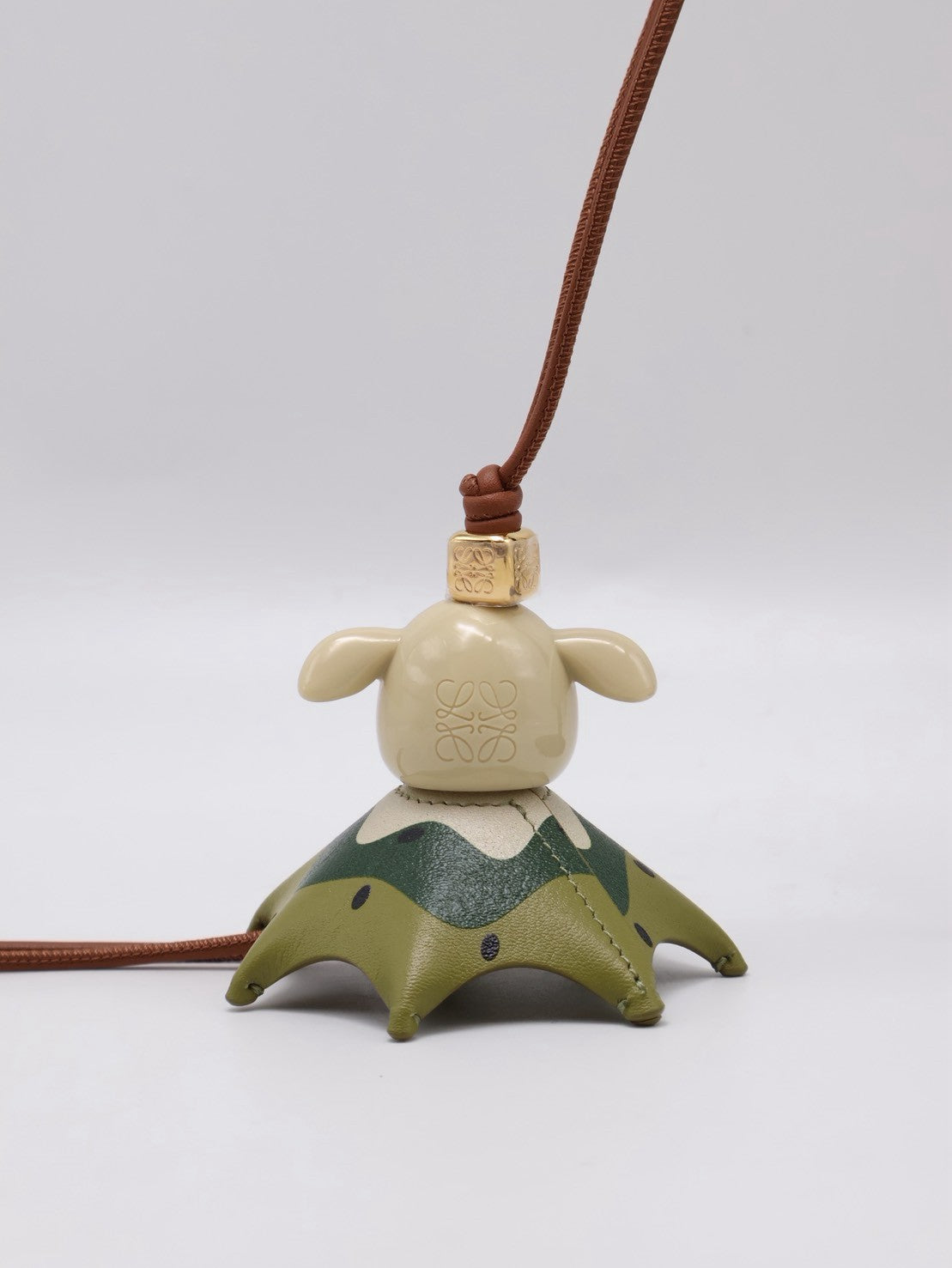 LOEWE 奇異果精靈吊飾