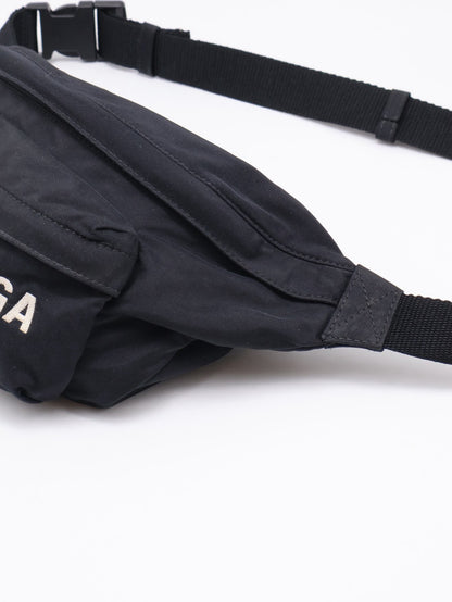 Balenciaga 尼龍斜背胸包
