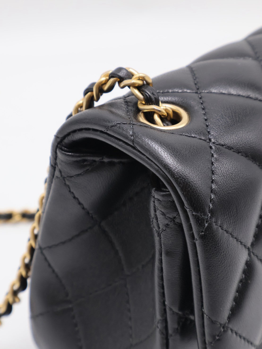 CHANEL 經典口蓋包方胖子 17 - 金球黑金