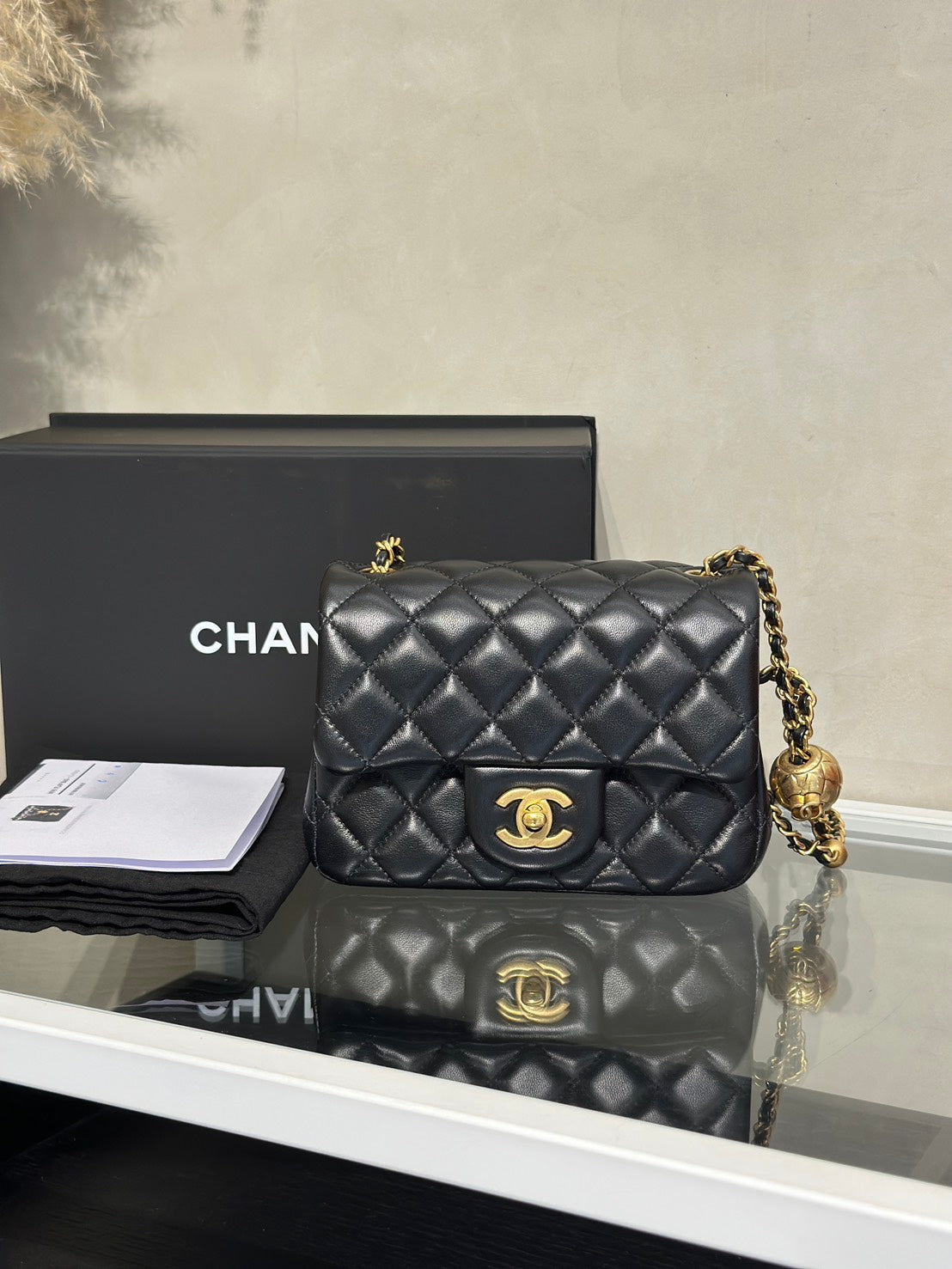 CHANEL 經典口蓋包方胖子 17 - 金球黑金
