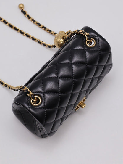 CHANEL 經典口蓋包方胖子 17 - 金球黑金