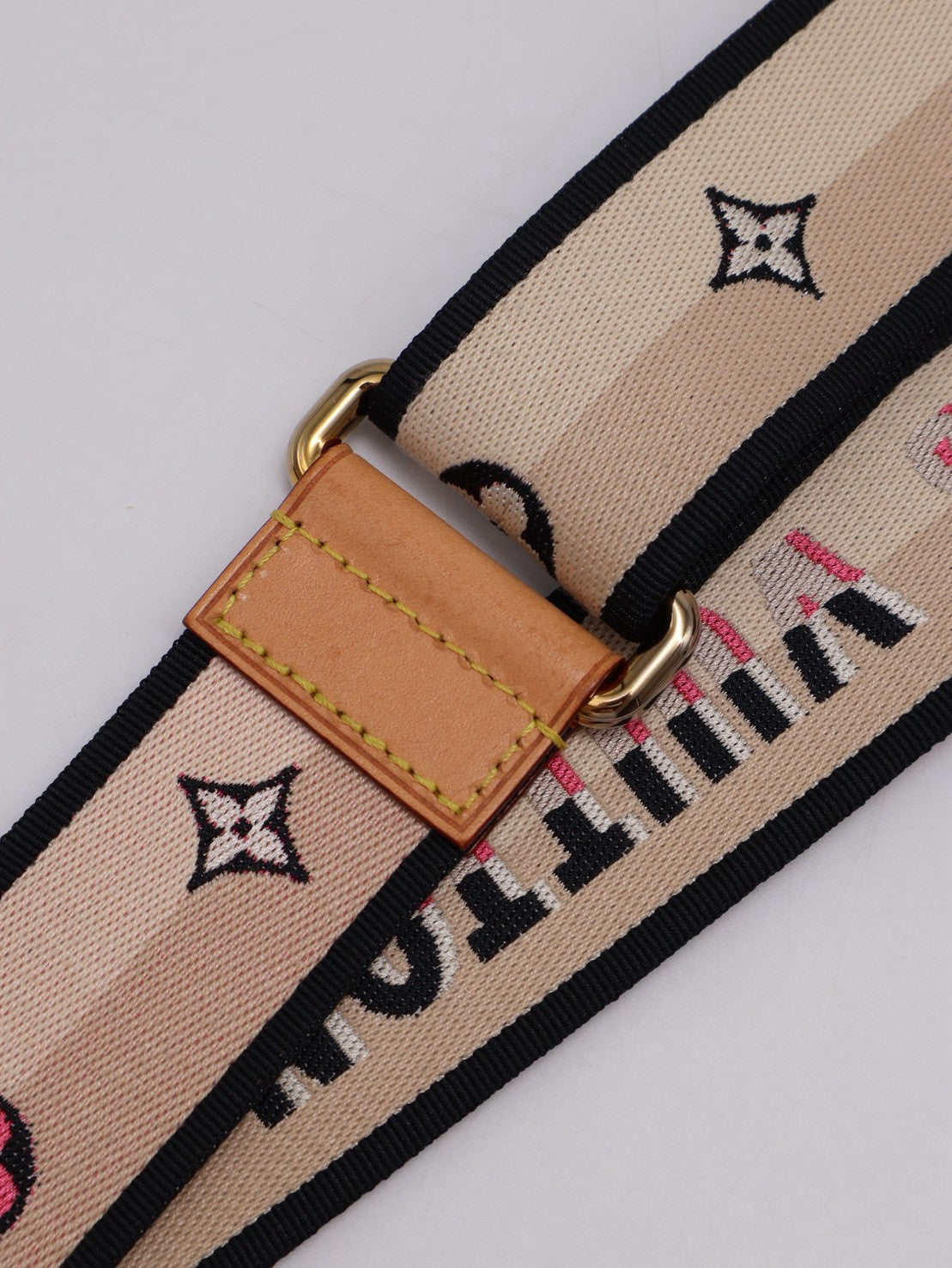 LOUIS VUITTON Speedy Bandouliere 20 - 黑邊背帶