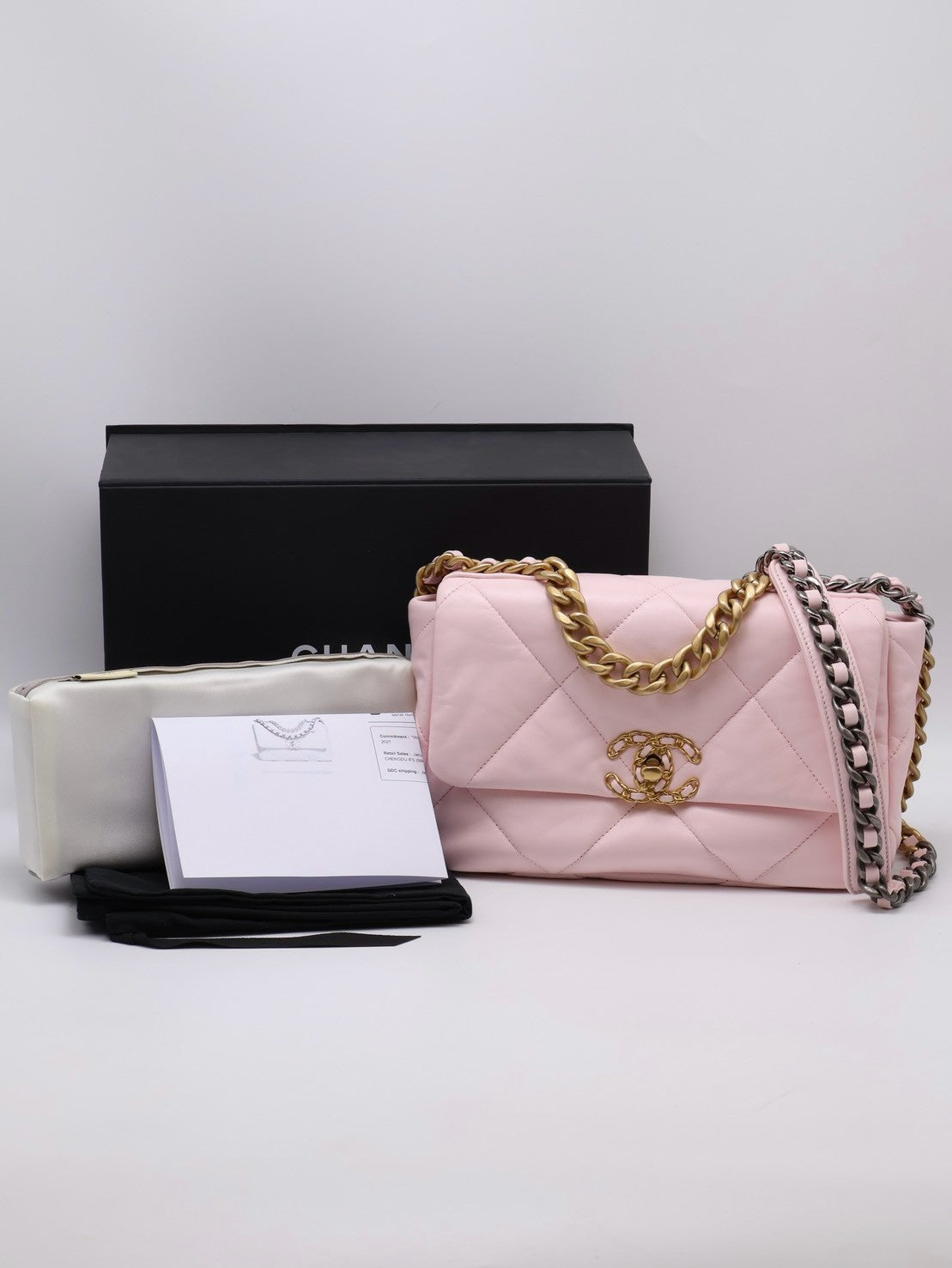 CHANEL 19 Bag 菱格紋手提肩背包 26 - 粉金
