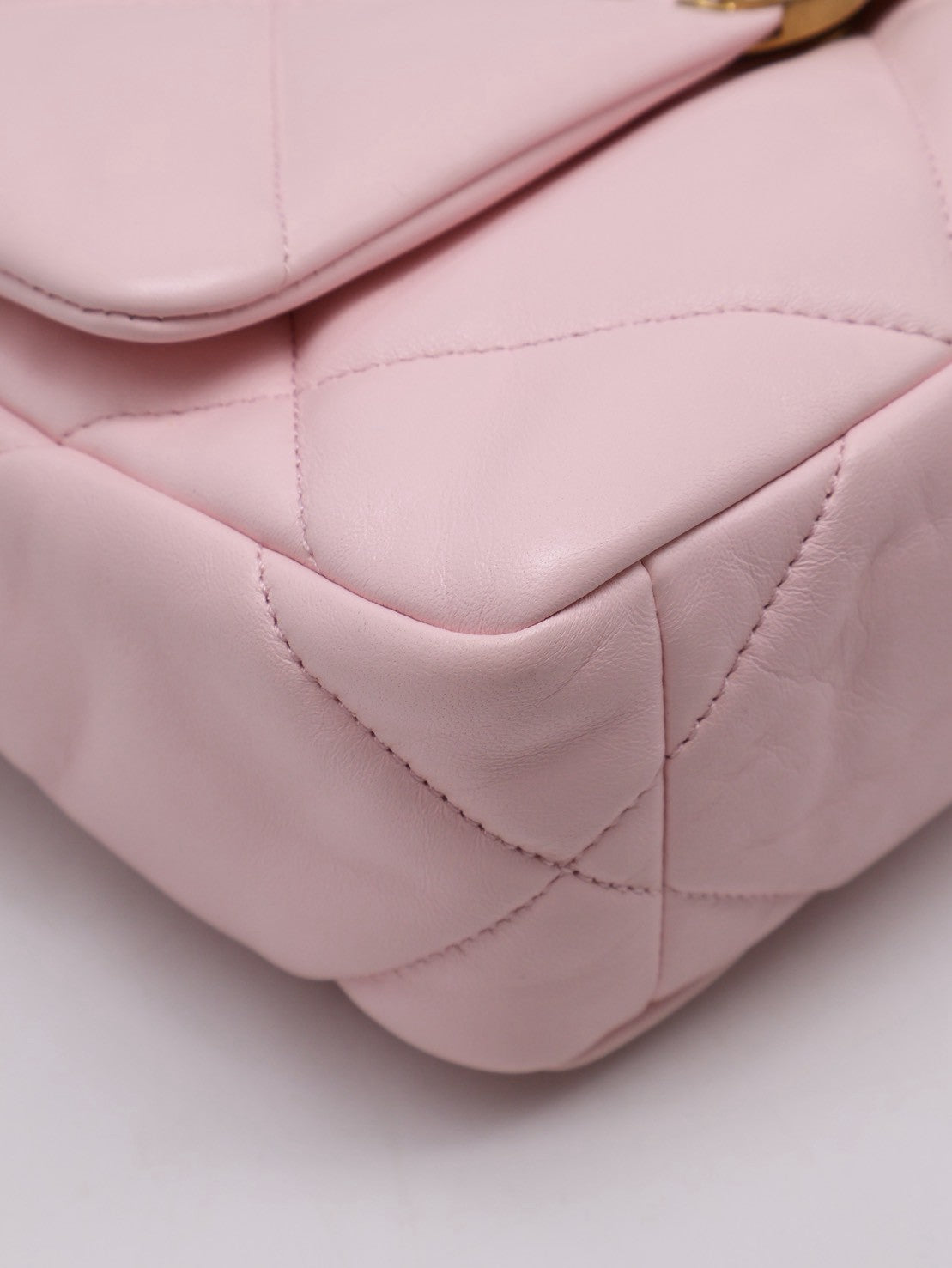 CHANEL 19 Bag 菱格紋手提肩背包 26 - 粉金