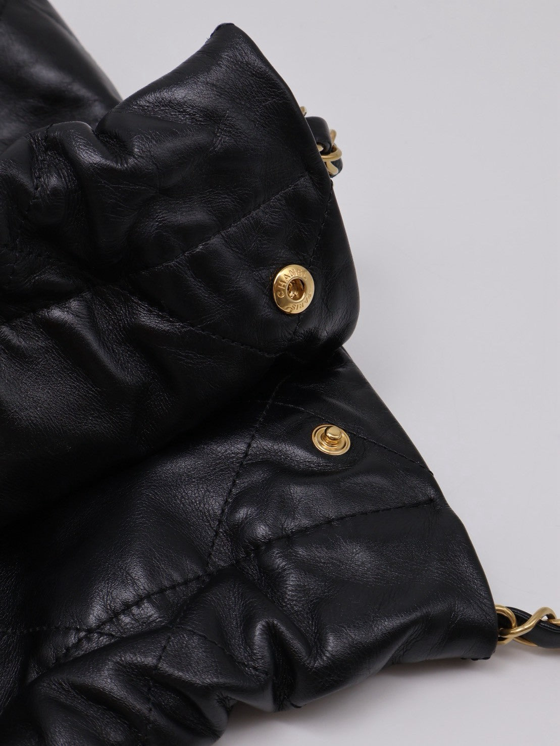 CHANEL 22 Bag - 小號黑金
