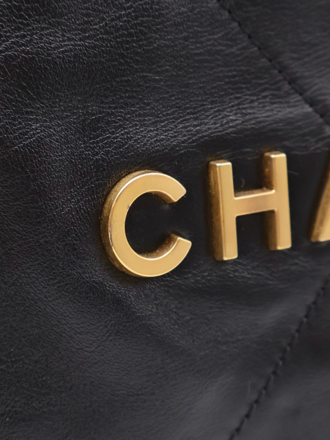 CHANEL 22 Bag - 小號黑金