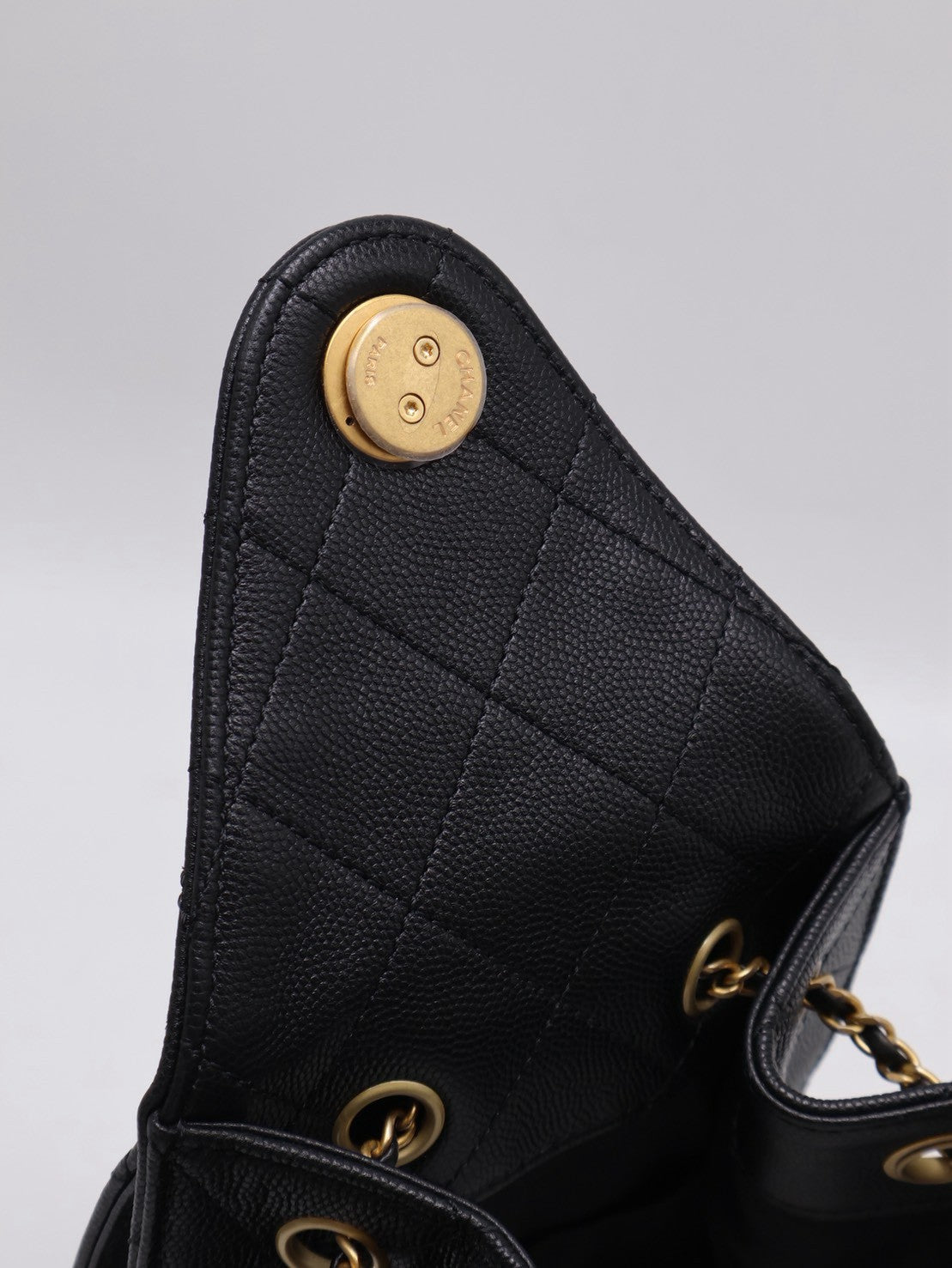CHANEL 25 Hobo Bag - 小號黑金