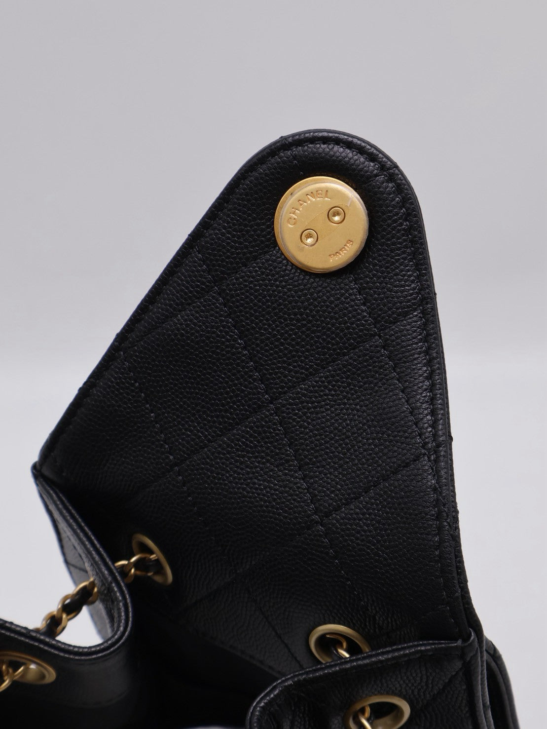CHANEL 25 Hobo Bag - 小號黑金