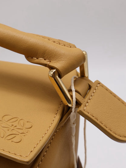 LOEWE Puzzle小牛皮手袋 - 小號薑黃色