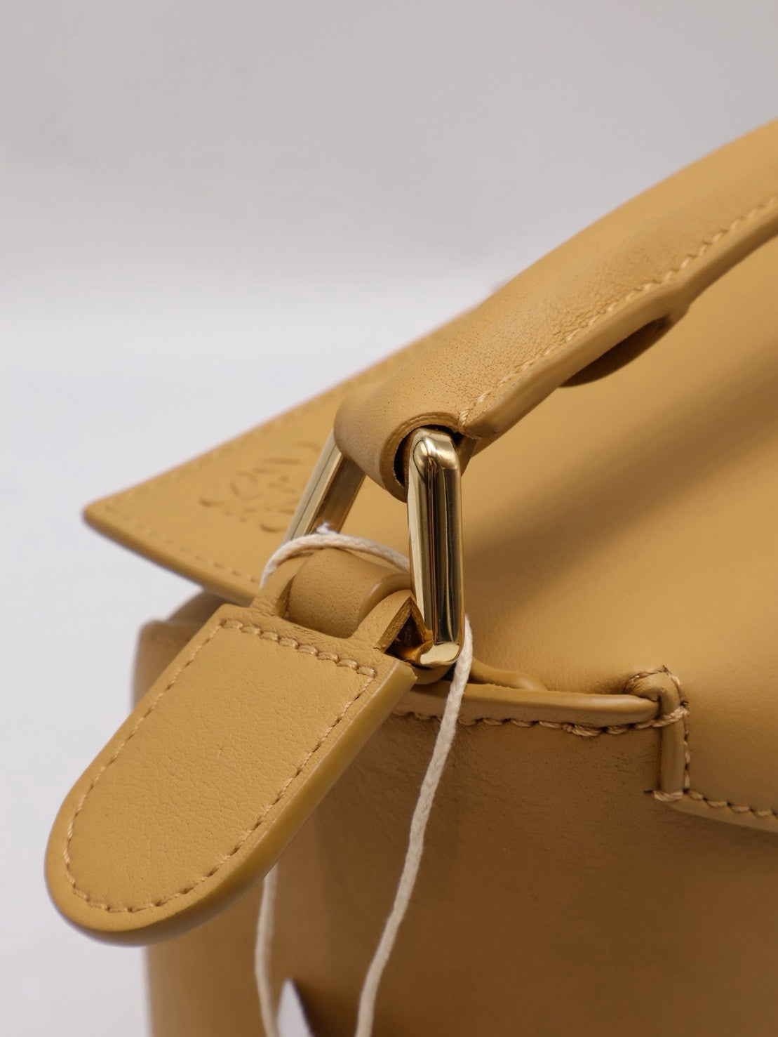 LOEWE Puzzle小牛皮手袋 - 小號薑黃色