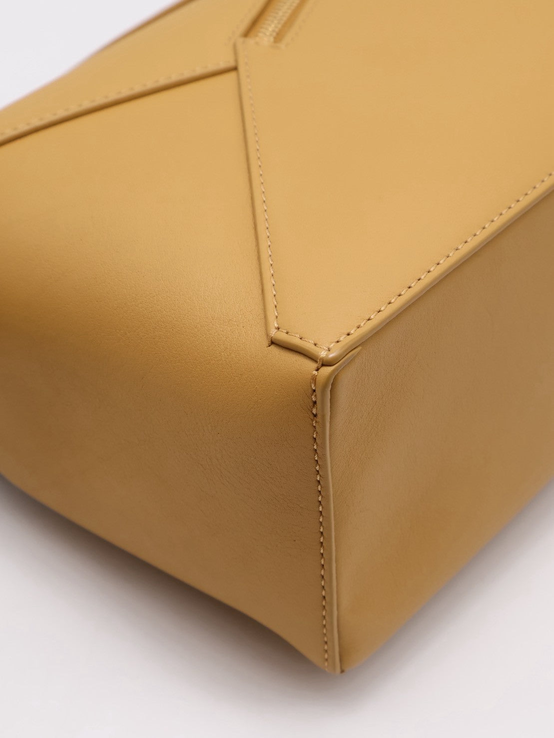 LOEWE Puzzle小牛皮手袋 - 小號薑黃色