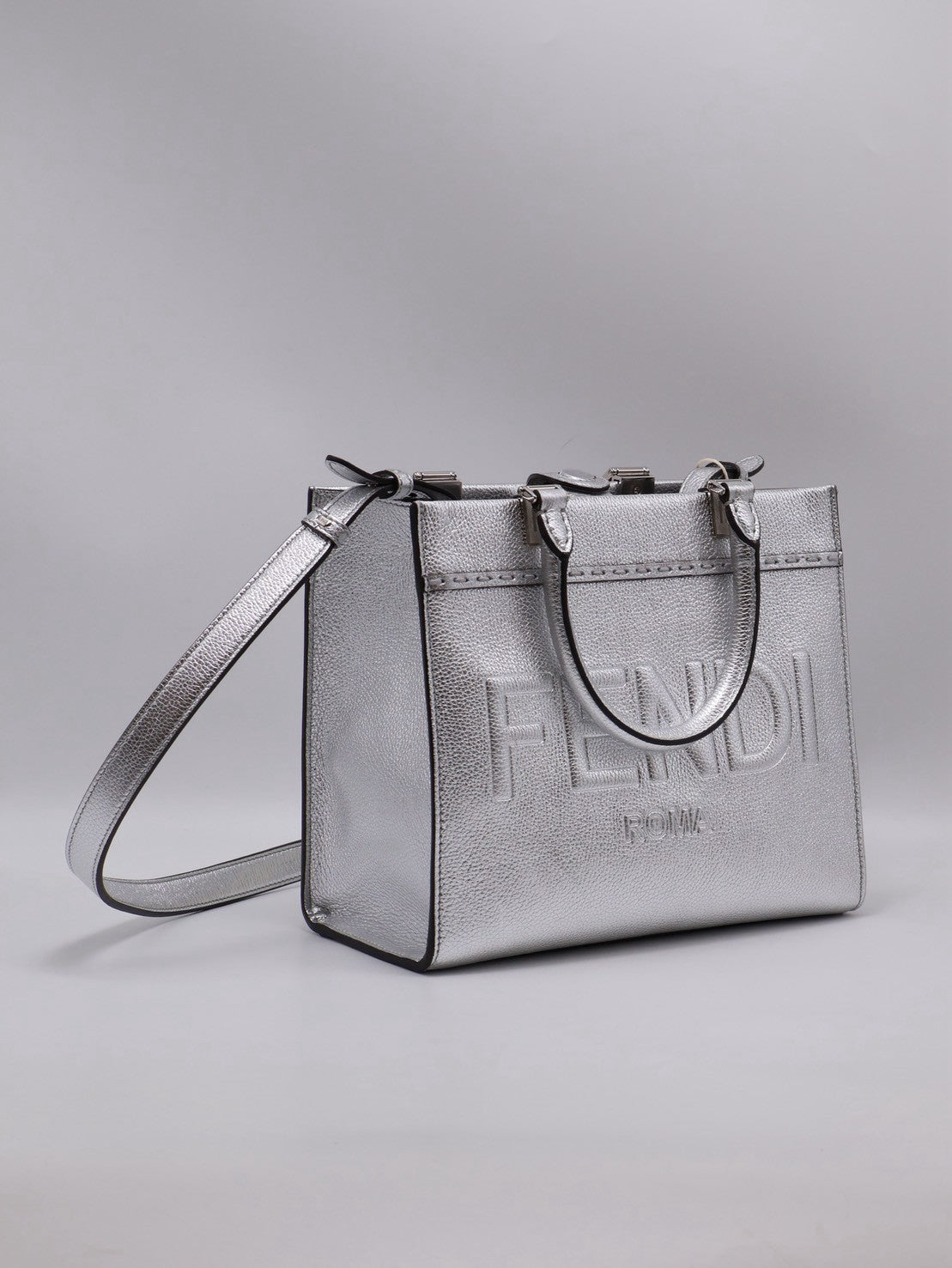 FENDI SumShine Tote - 銀
