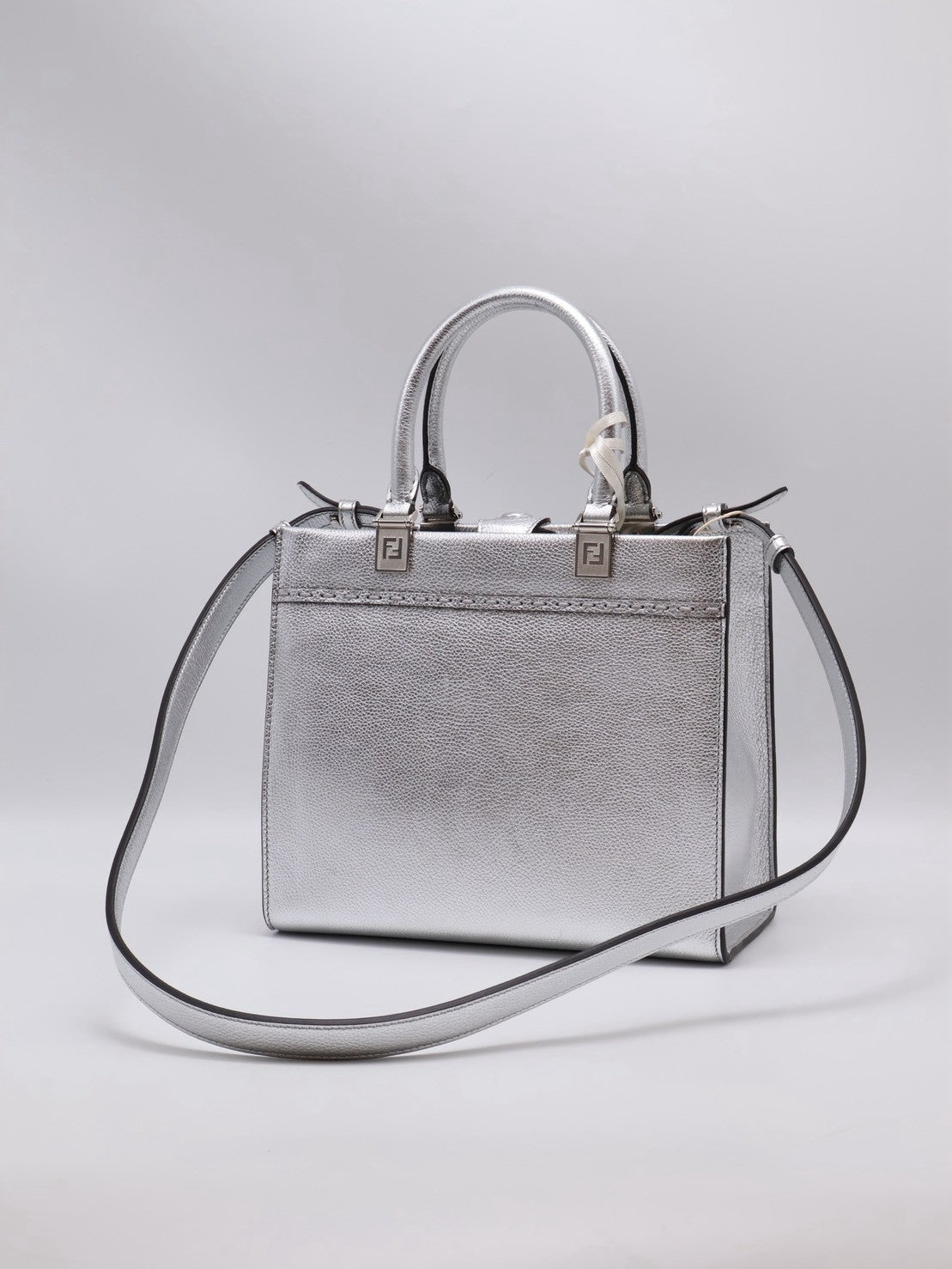 FENDI SumShine Tote - 銀