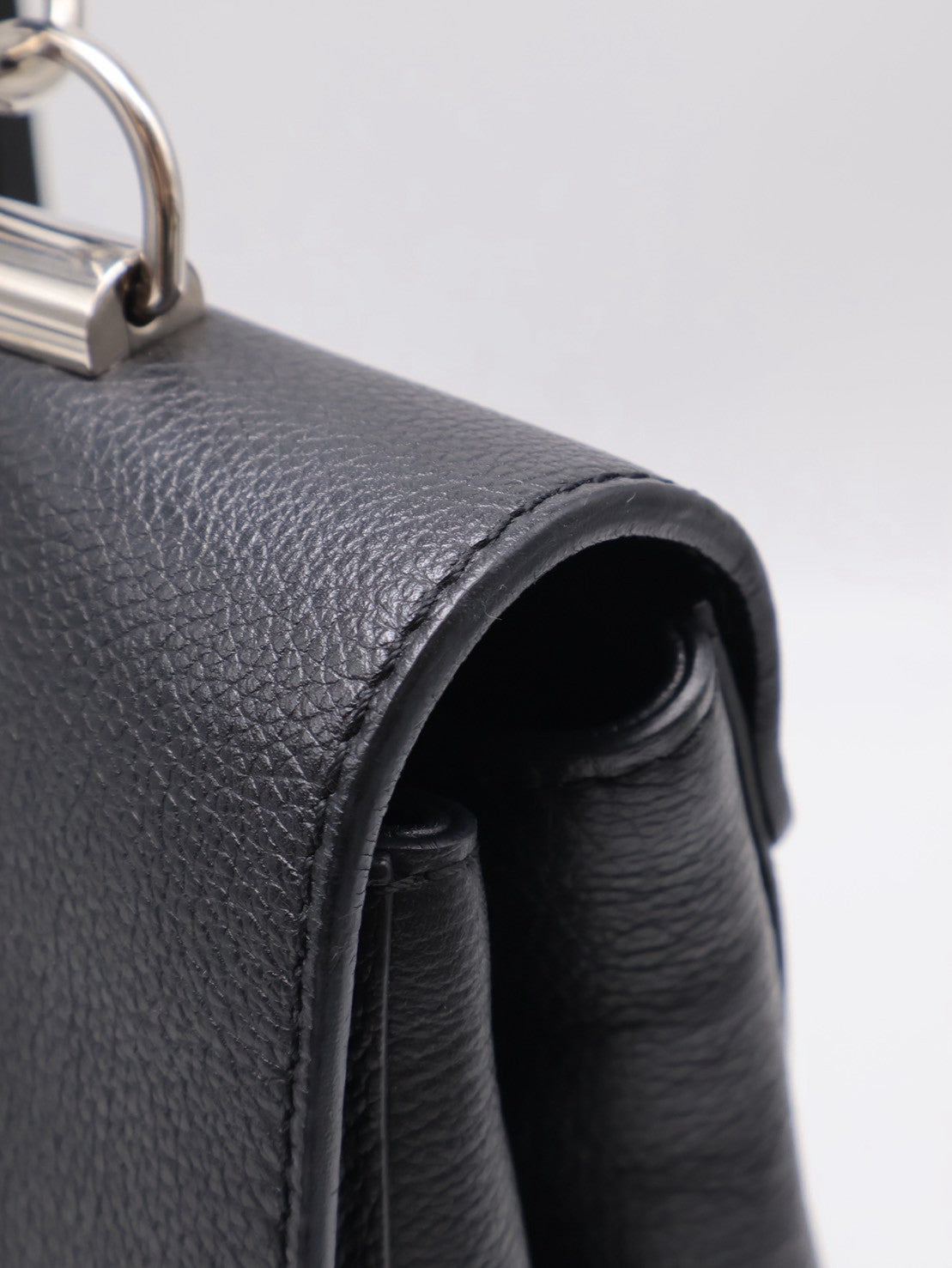 LOUIS VUITTON Lockme - 黑銀
