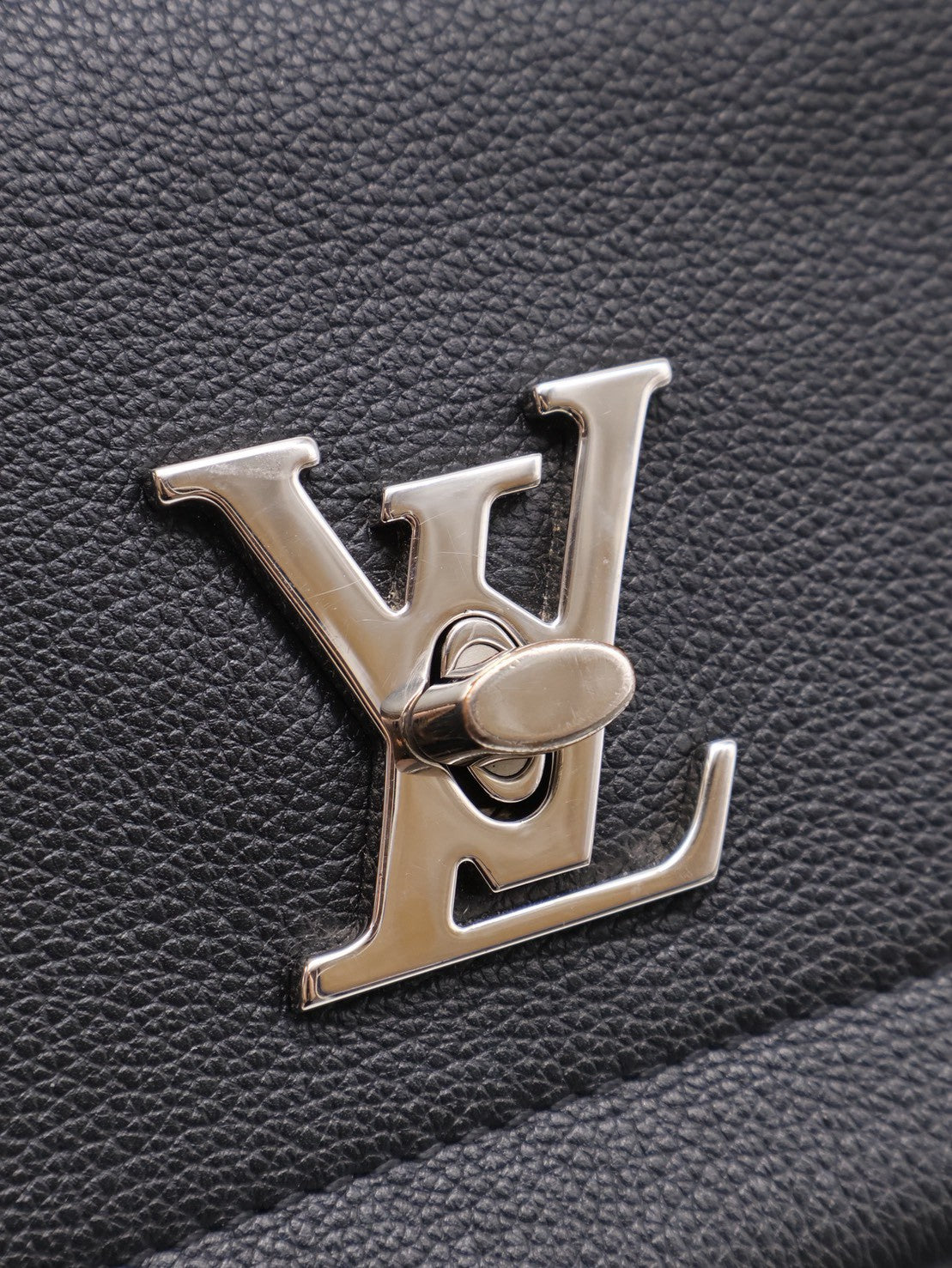 LOUIS VUITTON Lockme - 黑銀