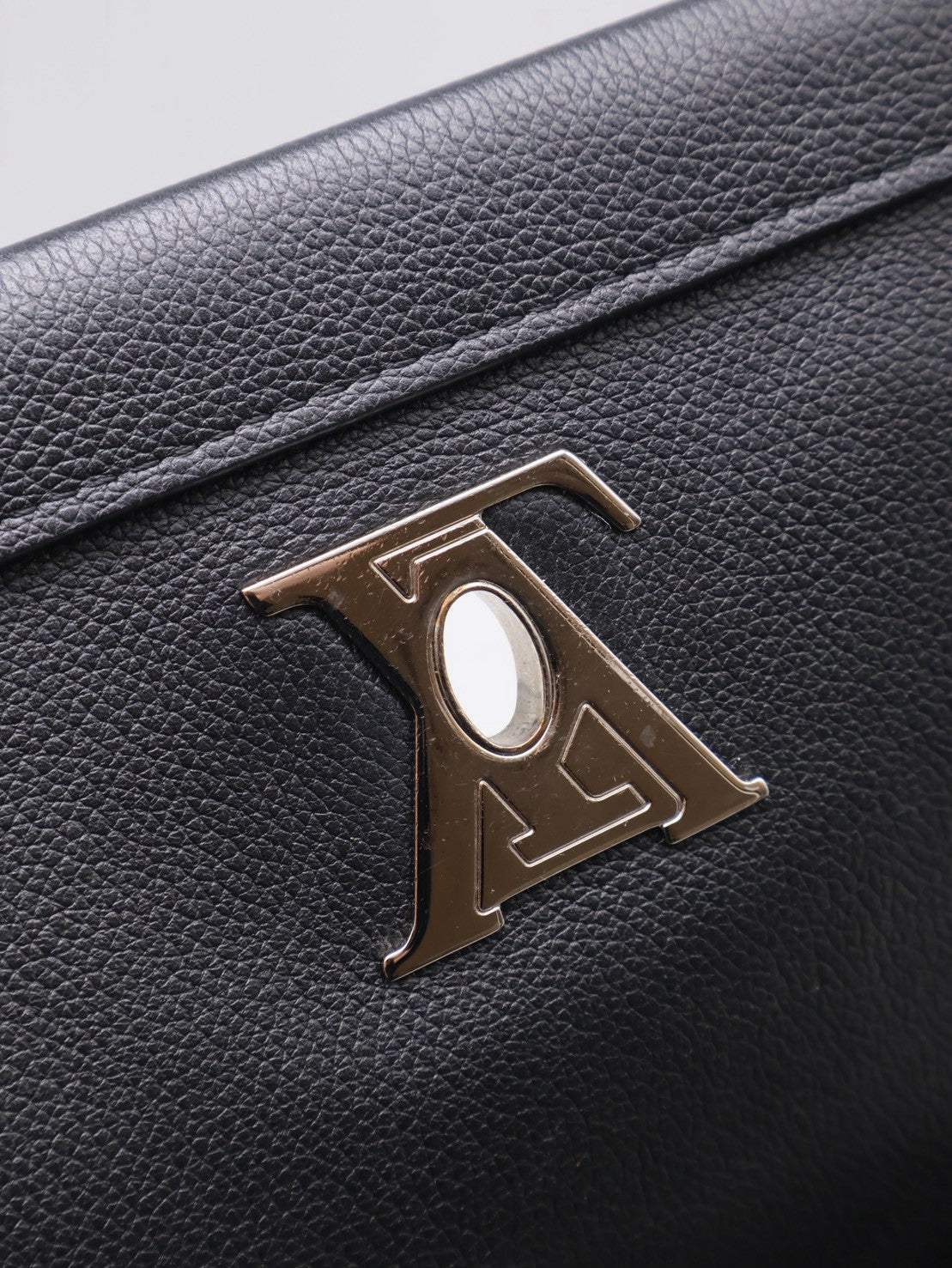 LOUIS VUITTON Lockme - 黑銀